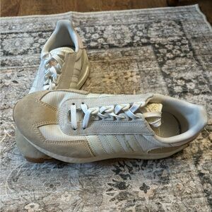 Women’s Adidas Sneakers, Size 7.5